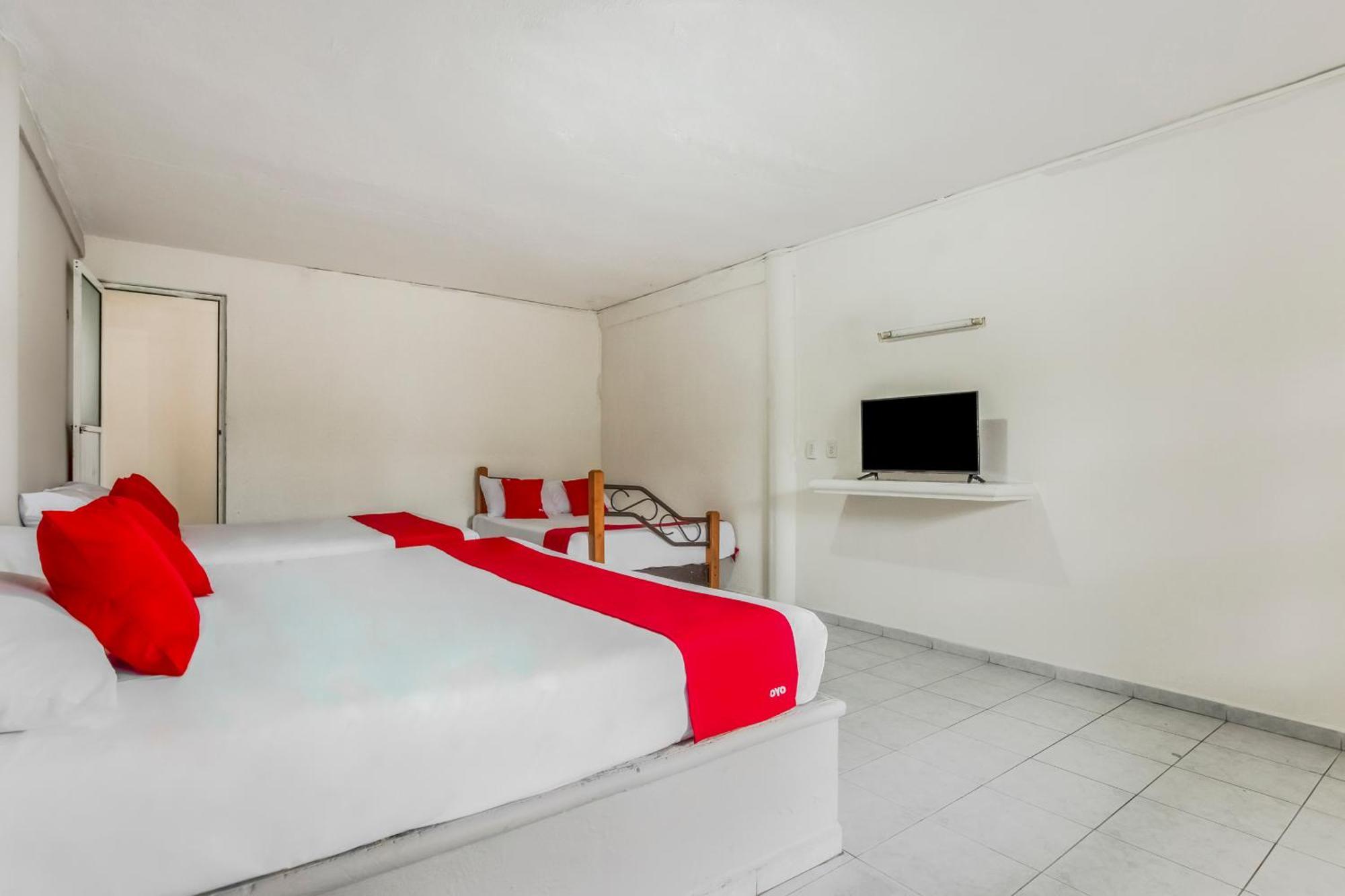 Oyo Hotel Jaguar Cancun Dış mekan fotoğraf